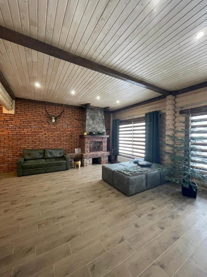 Карпатська Криївка Apartment Yasinya Luaran gambar
